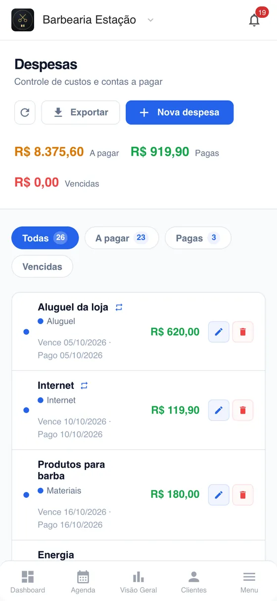 Tela Despesas no celular, barbearia fictícia: totais a pagar, pagas e vencidas, filtros Todas, A pagar e Pagas e a lista com aluguel da loja e internet marcados como recorrentes e despesas pagas