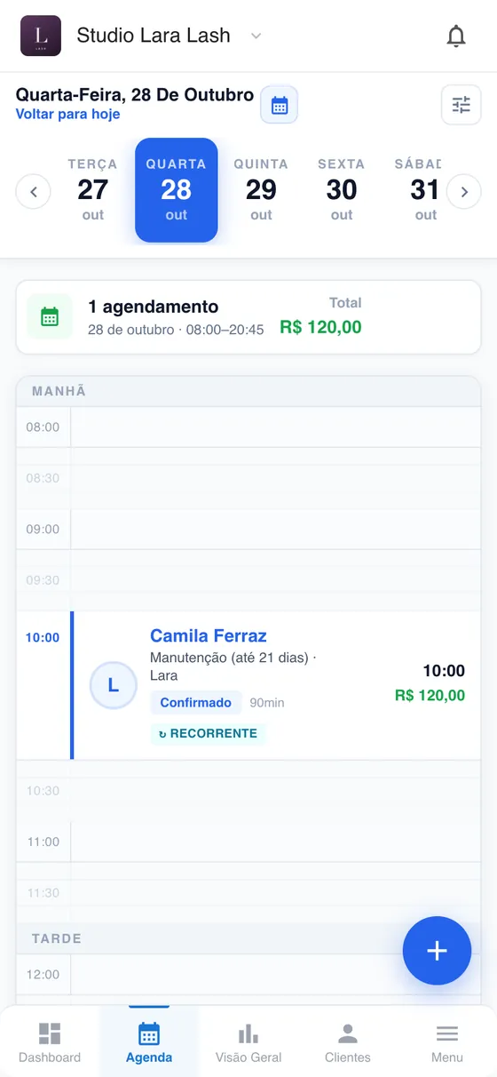Agenda da lash designer no celular, estúdio fictício: quarta-feira, 28 de outubro, com um atendimento de manutenção às 10:00 com o selo RECORRENTE